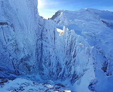 Mont Blanc stitch
Photo: Jim
2018-01-24 10.28.17; '2018 Jan 24 10:28'
Original size: 7,382 x 6,036; 40,762 kB