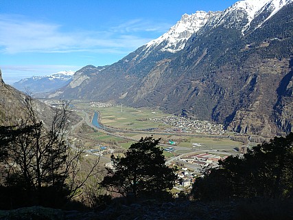Rhône valley from Le Trient
Photographer;&nbsp;Simon
2018-01-28&nbsp;12.23.08;&nbsp;Metadata time: '2018 Jan 28 12:23'
Original size:&nbsp;4,160 x 3,120; 6,670 kB
Filename: 2018-01-28 12.23.08_HDR LG6 Simon -  Rhône valley from Le Trient.jpeg
