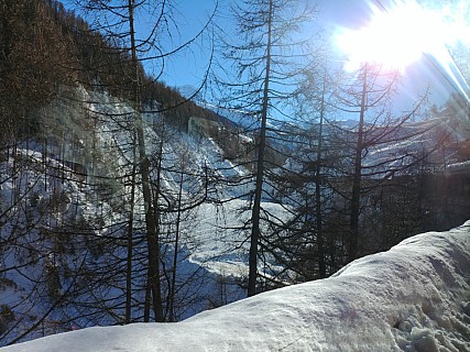 Mattertal near Zermatt
Photographer;&nbsp;Simon
2018-01-29&nbsp;14.47.41;&nbsp;Metadata time: '2018 Jan 29 14:47'
Original size:&nbsp;4,160 x 3,120; 7,352 kB
Filename: 2018-01-29 14.47.41_HDR LG6 Simon - Mattertal near Zermatt.jpeg