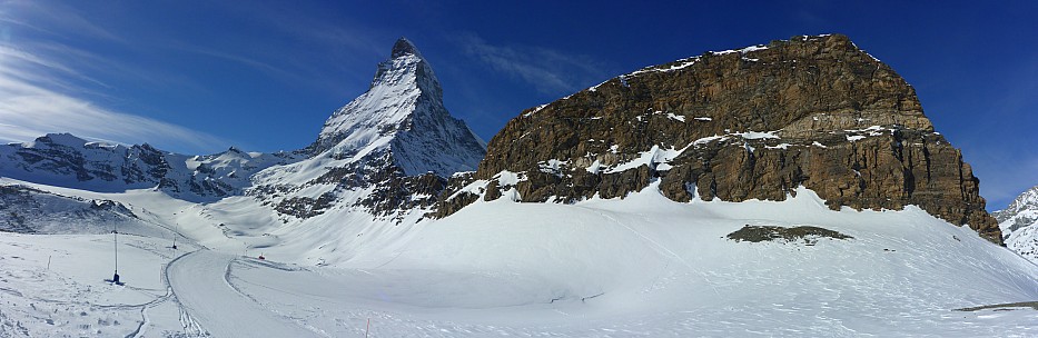 Sesselbahn Hirli view
Photographer;&nbsp;Simon
2018-01-30&nbsp;12.38.34;&nbsp;Metadata time: '2018 Jan 30 12:38'
Original size:&nbsp;10,141 x 3,305; 30,139 kB;&nbsp;stitch
Filename: 2018-01-30 12.38.34 Panorama Simon - Sesselbahn Hirli view_stitch.jpg