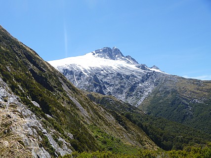 Mt Hooker and our route into the bush
Photographer;&nbsp;Jim
2019-01-16&nbsp;12.48.21;&nbsp;Metadata time: '2019 Jan 16 12:48'
Original size:&nbsp;4,320 x 3,240; 4,732 kB
Filename: 2019-01-16 12.48.21 P1000615 Jim - Mt Hooker and our route into the bush.jpeg