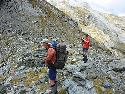 2019-01-18 13.46.24 P1020630 Simon - Bruce Alan Brian on Otoko pass.jpeg: 4608x3456, 6242k (2019 Jun 20 21:11)