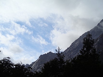 Rocky Slopes Above Us
Photographer;&nbsp;Alan
2019-01-21&nbsp;09.06.31;&nbsp;Metadata time: '2019 Jan 21 09:06'
Original size:&nbsp;5,152 x 3,864; 7,631 kB
Filename: 2019-01-21 09.06.31 DSC02616 Alan - rocky slopes above us.jpeg