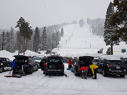 Homewood car park and Madden Triple
Photo: Jim
2019-02-26 09.55.12; '2019 Feb 26 09:55'
Original size: 4,032 x 3,024; 2,302 kB
2019-02-26 09.55.12 Jim - Homewood car park and Madden Triple.jpeg