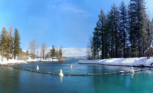 11  38 49  LG 6 Simon - Lake Tahoe outflow
2019-02-27;&nbsp;Metadata time: '2019 Feb 27 11:38'
Original size:&nbsp;6,837 x 4,156; 32,530 kB;&nbsp;stitch
Filename: 2019-02-27 11.38.49. LG6 Simon - Lake Tahoe outflow_stitch.jpg