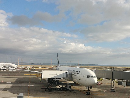 Our plane at Auckland airport
Photographer;&nbsp;Simon
2020-02-27&nbsp;18.30.08;&nbsp;Metadata time: '2020 Feb 27 18:30'
Original size:&nbsp;3,185 x 2,389; 2,814 kB;&nbsp;cr
Filename: 2020-02-27 18.30.08 LG6 Simon - our plane at Auckland airport_cr.jpg