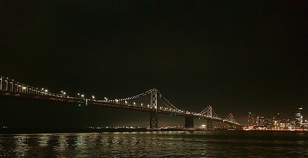   Oakland Bay Bridge
Photo: Jim
Size: 4,032 x 2,073; 3,553 kB  cr