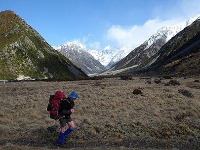 Simon and Forbes
Photo: Brian
2020-08-30 11.14.53; '2020 Aug 30 11:14'
Original size: 4,000 x 3,000; 4,913 kB
2020-08-30 11.14.53 P1020263 Brian - Simon and Forbes.jpeg