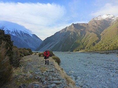 Brian walk round Agony Island
Photographer;&nbsp;Simon
2020-08-31&nbsp;08.26.49;&nbsp;Metadata time: '2020 Aug 31 08:26'
Original size:&nbsp;4,608 x 3,456; 6,412 kB
Filename: 2020-08-31 08.26.49 P1030390 Simon - Brian walk round Agony Island.jpeg
