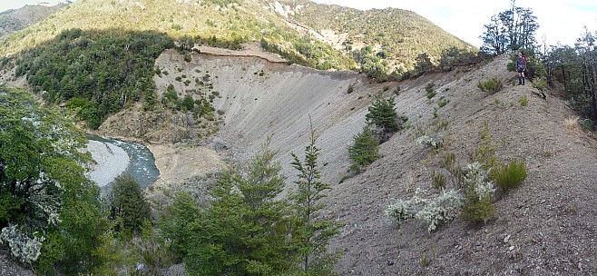 Brian on old slip in river
Photographer;&nbsp;Simon
2021-09-19&nbsp;08.29.46;&nbsp;Metadata time: '2021 Sept 19 08:29'
Original size:&nbsp;9,841 x 4,547; 50,470 kB;&nbsp;stitch
Filename: 2021-09-19 08.29.46 Panorama Simon - Brian on old slip in river_stitch.jpg