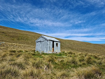 Nicholsons Hut
Photo: Simon
2022-12-29 11.16.08; '2022 Dec 29 11:16'
Original size: 9,248 x 6,936; 23,315 kB
2022-12-29 11.16.08 S20+ Simon - Nicholsons Hut.jpeg