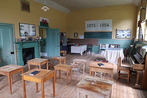Simon inside Cambrian schoolhouse
Photographer;&nbsp;Brian
2023-01-03&nbsp;15.10.05;&nbsp;Metadata time: '2023 Jan 03 15:10'
Original size:&nbsp;5,472 x 3,648; 7,572 kB
Filename: 2023-01-03 15.10.05 IMG_0730 Brian - Simon inside Cambrian schoolhouse.jpeg