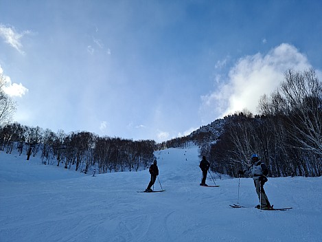 Adrian, Kevin, and Jim on Yakebitaiyama D3 course
Photo: Simon
2024-03-02 16.22.40; '2024 Mar 02 20:22'
Original size: 9,248 x 6,936; 14,091 kB
2024-03-02 16.22.40 S20+ Simon - Adrian, Kevin, and Jim on Yakebitaiyama D3 course.jpeg Adrian, Kevin, and Jim on Yakebitaiyama D3 course
Photo: Simon
2024-03-02 16.22.40; '2024 Mar 02 20:22'
Original size: 9,248 x 6,936; 14,091 kB
2024-03-02 16.22.40 S20+ Simon - Adrian, Kevin, and Jim on Yakebitaiyama D3 course.jpeg