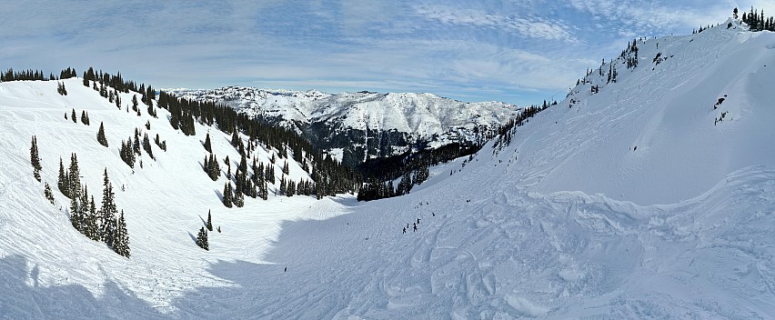 View from The Notch
Photo: Simon
2025-02-26 11.34.47; '2025 Feb 26 11:34'
Original size: 22,879 x 9,447; 20,548 kB; stitch
2025-02-26 11.34.47 S20+ Simon - view from The Notch_stitch.jpg