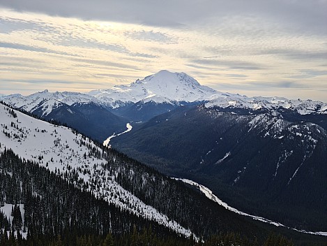 Mt Ranier and the White River
Photo: Simon
2025-02-26 15.35.00; '2025 Feb 26 15:35'
Original size: 9,248 x 6,936; 15,277 kB
2025-02-26 15.35.00 S20+ Simon - Mt Ranier and the White River.jpeg