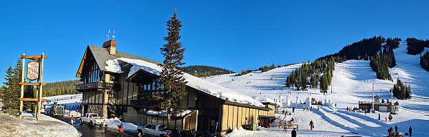 White Pass Lodge
Photographer;&nbsp;Simon
2025-03-01&nbsp;16.32.13;&nbsp;Metadata time: '2025 Mar 01 16:32'
Original size:&nbsp;15,355 x 4,926; 14,994 kB;&nbsp;stitch
Filename: 2025-03-01 16.32.13 Simon - White Pass Lodge_stitch.jpg