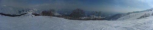 2015-02-11 12.01.00 Panorama Simon - view from Alps Daira Station_stitch.jpg: 13868x2764, 5455k (2015 Jun 03 20:04)