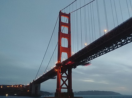 2020-02-28 18.22.55 LG6 Simon - Golden Gate Bridge pier.jpeg: 4160x3120, 2894k (2020 Mar 05 13:10)