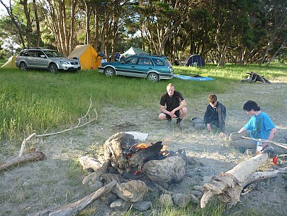 Fire
Photographer;&nbsp;Simon
2013-12-07&nbsp;19.23.44;&nbsp;Metadata time: '2013 Dec 07 19:23'
Original size:&nbsp;4,000 x 3,000; 7,046 kB
Filename: 2013-12-07 19.23.44 P1050463 Simon - fire.jpeg