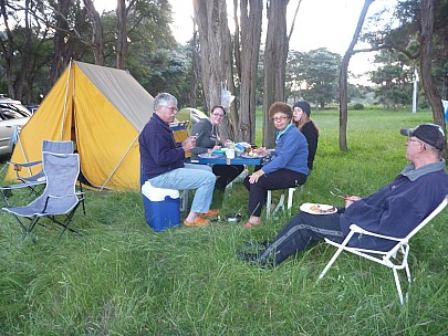 Dinner
Photographer;&nbsp;Simon
2013-12-07&nbsp;20.02.00;&nbsp;Metadata time: '2013 Dec 07 20:02'
Original size:&nbsp;4,000 x 3,000; 6,474 kB
Filename: 2013-12-07 20.02.00 P1050466 Simon - dinner.jpeg