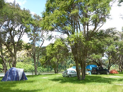 Morison Bush River Camp
Photographer;&nbsp;Simon
2017-11-18&nbsp;13.31.10;&nbsp;Metadata time: '2017 Nov 18 13:31'
Original size:&nbsp;4,608 x 3,456; 6,328 kB
Filename: 2017-11-18 13.31.10 P1010770 Simon - Morison Bush River Camp.jpeg