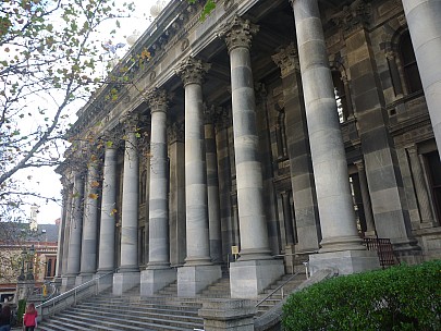 2014-07-11 14.36.53 P1000790 Simon - Parliament House.jpeg: 4000x3000, 6183k (2014 Aug 09 16:49)