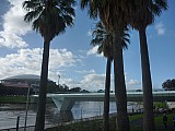 2014-07-06 15.09.51 P1000649 Simon - Torrens lake bridge and convention centre.jpeg: 4000x3000, 5369k (2014 Aug 09 08:59)