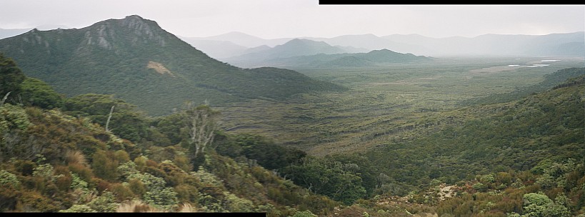 stitched-4-5.jpg: 2817x1046, 565k (2006 Dec 24 16:03)