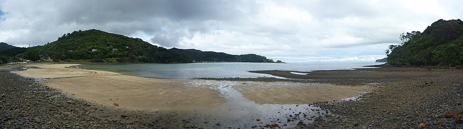 Mulberry Grove
Photographer;&nbsp;Simon
2012-12-28&nbsp;12.04.52;&nbsp;Metadata time: '2012 Dec 28 12:04'
Original size:&nbsp;9,596 x 2,675; 3,024 kB;&nbsp;stitch
Filename: 2012-12-28 12.04.52 P1040448 Simon - Mulberry Grove_stitch.jpeg
