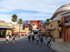 LA Universal Studios bottom area
Photographer;&nbsp;Jim
2014-01-19&nbsp;09.50.54;&nbsp;Metadata time: '2014 Jan 19 09:50'
Original size:&nbsp;4,320 x 3,240; 4,728 kB
Filename: 2014-01-19 09.50.54 P1000427 Jim - LA Universal Studios bottom area.jpeg