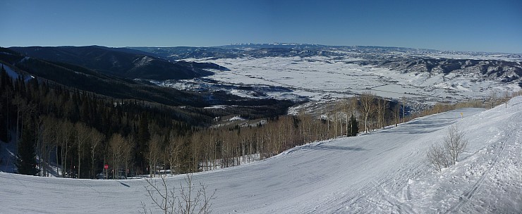 2014-01-26 09.31.02 Panorama Simon - view SW from Gondola Station_stitch.jpg: 6705x2756, 2050k (2014 Aug 30 21:36)