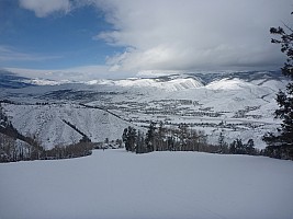 View down Cresta
Photographer;&nbsp;Simon
2014-02-06&nbsp;15.09.51;&nbsp;Metadata time: '2014 Feb 06 15:09'
Original size:&nbsp;4,000 x 3,000; 5,101 kB
Filename: 2014-02-06 15.09.51 P1000410 Simon - view down Cresta.jpeg