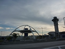 LAX
Photographer;&nbsp;Simon
2014-02-09&nbsp;17.50.07;&nbsp;Metadata time: '2014 Feb 09 17:50'
Original size:&nbsp;4,000 x 3,000; 4,301 kB
Filename: 2014-02-09 17.50.07 P1000456 Simon - LAX.jpeg