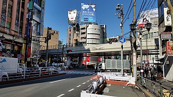 Roppongi
Photographer;&nbsp;Jim
2015-02-19&nbsp;09.16.18;&nbsp;Metadata time: '2015 Feb 19 09:16'
Original size:&nbsp;5,312 x 2,988; 5,811 kB
Filename: 2015-02-19 09.16.18 Jim - Roppongi.jpeg