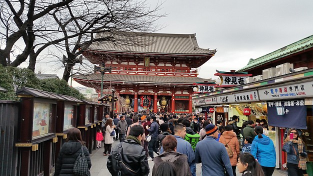 Tokyo - Sensoji Temple - Nakamise and Hozomon Gate
Photographer;&nbsp;Jim
2015-02-07&nbsp;14.00.26;&nbsp;Metadata time: '2015 Feb 07 14:00'
Original size:&nbsp;5,312 x 2,988; 5,251 kB
Filename: 2015-02-07 14.00.26 Jim - Tokyo - Sensoji Temple - Nakamise and Hozomon Gate.jpeg