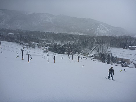 Shirakaba lifts and course
Photographer;&nbsp;Simon
2015-02-09&nbsp;13.42.24;&nbsp;Metadata time: '2015 Feb 09 17:42'
Original size:&nbsp;4,000 x 3,000; 4,392 kB
Filename: 2015-02-09 13.42.24 P1010369 Simon - Shirakaba lifts and course.jpeg