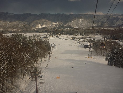 View from Gondola 'Noah'
Photographer;&nbsp;Simon
2015-02-10&nbsp;15.19.57;&nbsp;Metadata time: '2015 Feb 10 19:19'
Original size:&nbsp;4,000 x 3,000; 5,901 kB
Filename: 2015-02-10 15.19.57 P1010411 Simon - view from Gondola 'Noah'.jpeg