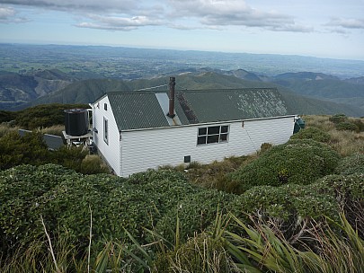 2015-05-30 12.45.27 P1010944 Simon - Jumbo Hut.jpeg: 4000x3000, 6773k (2015 Jun 14 17:10)