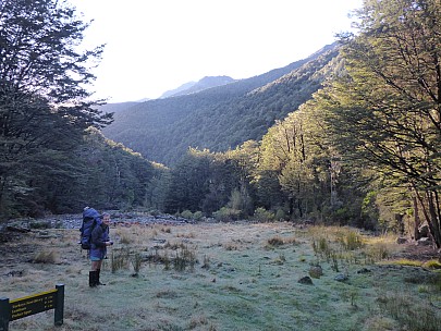 2015-10-03 08.03.20 P1000207 Simon - Philip ready to leave flats by Hidden Hut.jpeg: 4608x3456, 6819k (2015 Nov 07 16:21)
