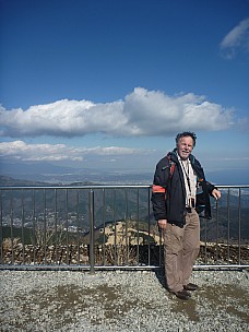 2016-03-02 14.13.57 P1020383 Adrian - Simon at top of Komagatake Ropeway.jpeg: 3000x4000, 5058k (2016 Mar 07 22:35)