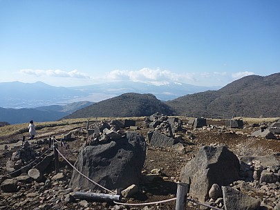 2016-03-02 14.22.17 P1020384 Adrian - volcanic rocks.jpeg: 4000x3000, 5884k (2016 Mar 07 22:35)