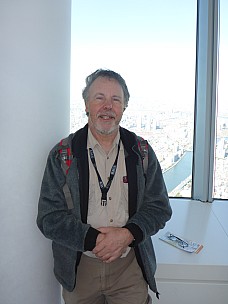 In Galleria
Photographer;&nbsp;Simon
2016-03-01&nbsp;12.49.03;&nbsp;Metadata time: '2016 Mar 01 12:49'
Original size:&nbsp;3,456 x 4,608; 4,680 kB
Filename: 2016-03-01 12.49.03 P1000758 Simon - in Galleria.jpeg