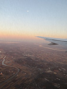 2017-01-10 16.33.26 IMG_8178 Anne - full moon over Narita.jpeg: 3456x4608, 3916k (2017 Jan 26 18:33)