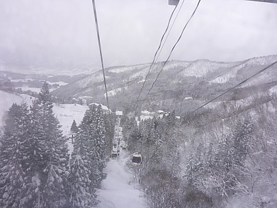 2017-01-15 10.44.52 P1010282 Simon - view from Hikage Gondola.jpeg: 4608x3456, 5816k (2017 Jan 29 10:20)