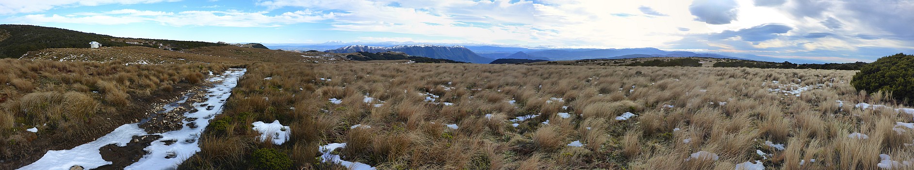 Ruahines near Hinemanu Hut stitch sml
Photographer;&nbsp;Simon
2018-07-07&nbsp;10.01.27;&nbsp;Metadata time: '2018 Jul 07 10:01'
Original size:&nbsp;8,226 x 1,537; 14,765 kB;&nbsp;{i:2;}
Filename: 2018-07-07 10.01.27 P1020312 Simon - Ruahines near Hinemanu Hut_stitch_sml.jpg