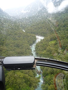 2019-01-21 12.30.39 P1050796 Philip - view of Otoko from helicopter.jpeg: 3240x4320, 4759k (2019 Jun 24 21:12)