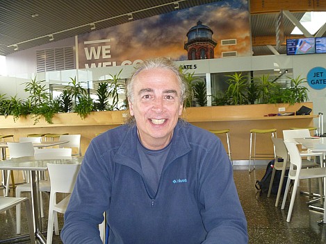 2019-11-09 14.43.11 P1000692 Jim - at Invercargill Airport.jpeg: 4320x3240, 4898k (2019 Nov 09 14:43)