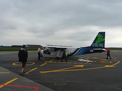 2019-11-09 16.59.18_HDR LG6 Simon - Stewart Island Flights plane.jpeg: 4160x3120, 4267k (2019 Nov 15 22:25)