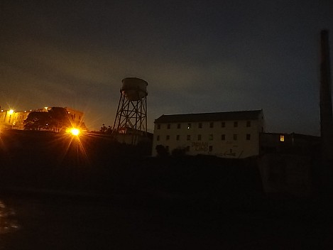 Passing Alcatraz
Photographer;&nbsp;Simon
2020-02-28&nbsp;18.46.13;&nbsp;Metadata time: '2020 Feb 28 18:46'
Original size:&nbsp;2,080 x 1,560; 522 kB
Filename: 2020-02-28 18.46.13 LG6 Simon - passing Alcatraz.jpeg