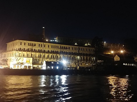 Passing Alcatraz
Photographer;&nbsp;Simon
2020-02-28&nbsp;18.48.55;&nbsp;Metadata time: '2020 Feb 28 18:48'
Original size:&nbsp;2,080 x 1,560; 835 kB
Filename: 2020-02-28 18.48.55 LG6 Simon - passing Alcatraz.jpeg